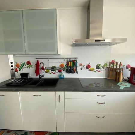 Le Mun-T2, 60M2, Balcons, Parking, Wifi, Linge, Produits, Face A La Gerdarmerie, Vue Cathedrale Reims Eksteriør bilde